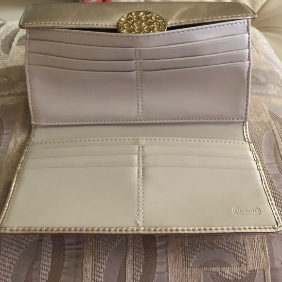Coach Gold Wallet - Picture 7 of 7